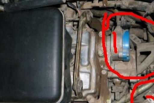 汽車節(jié)氣門位置傳感器的作用與清洗指南